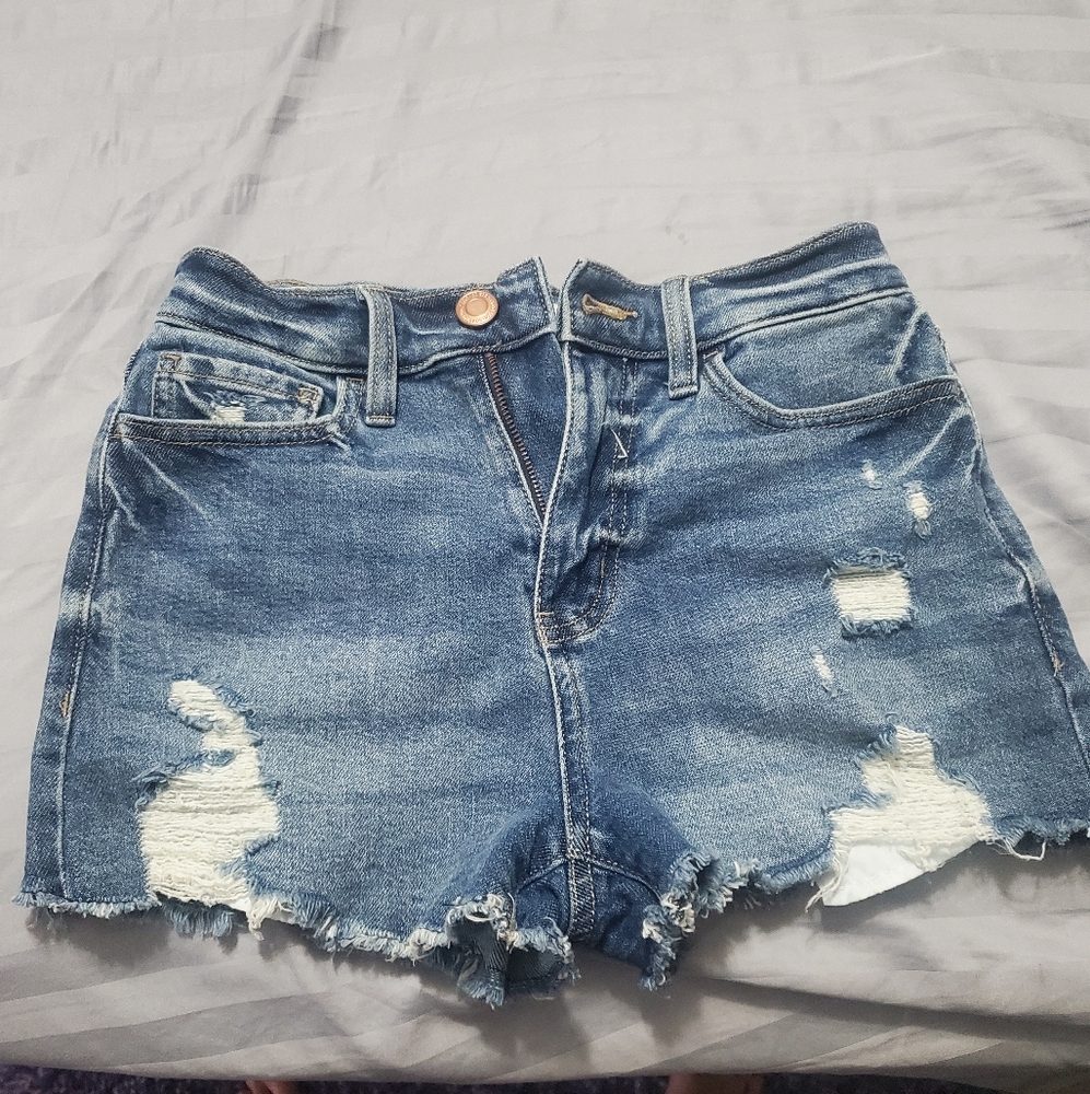 SO Size 3/28 Distressed High Rise Mom Shorts